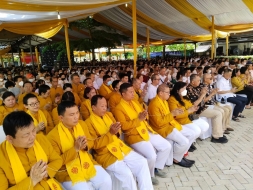 Ribuan Umat Buddha Mengikuti Upacara Pengecoran Rupang Buddha