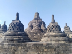 Keluarga Cendekiawan Buddhis Indonesia Dukung Pemasangan Chattra di Candi Borobudur