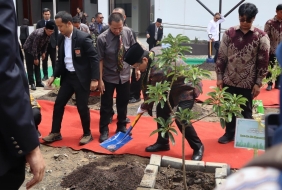 Bertemu Uskup Agung Jakarta, Menag Diskusi Penguatan Moderasi Beragama