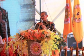 Menteri Pariwisata dan Ekonomi Kreatif Buka Pabbajja Samanera Sementara 2022.