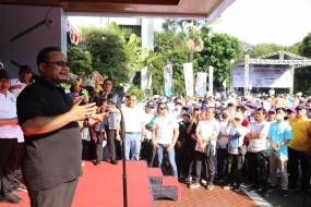 Meriahkan HAB Ke-77 Menteri Agama Lepas 5000 Peserta Jalan Sehat Kerukunan.